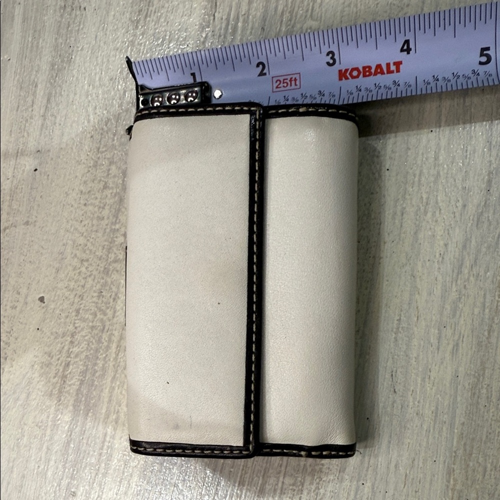 Vintage Coach Black and Cream Leather Wallet - Picture 6 of 6